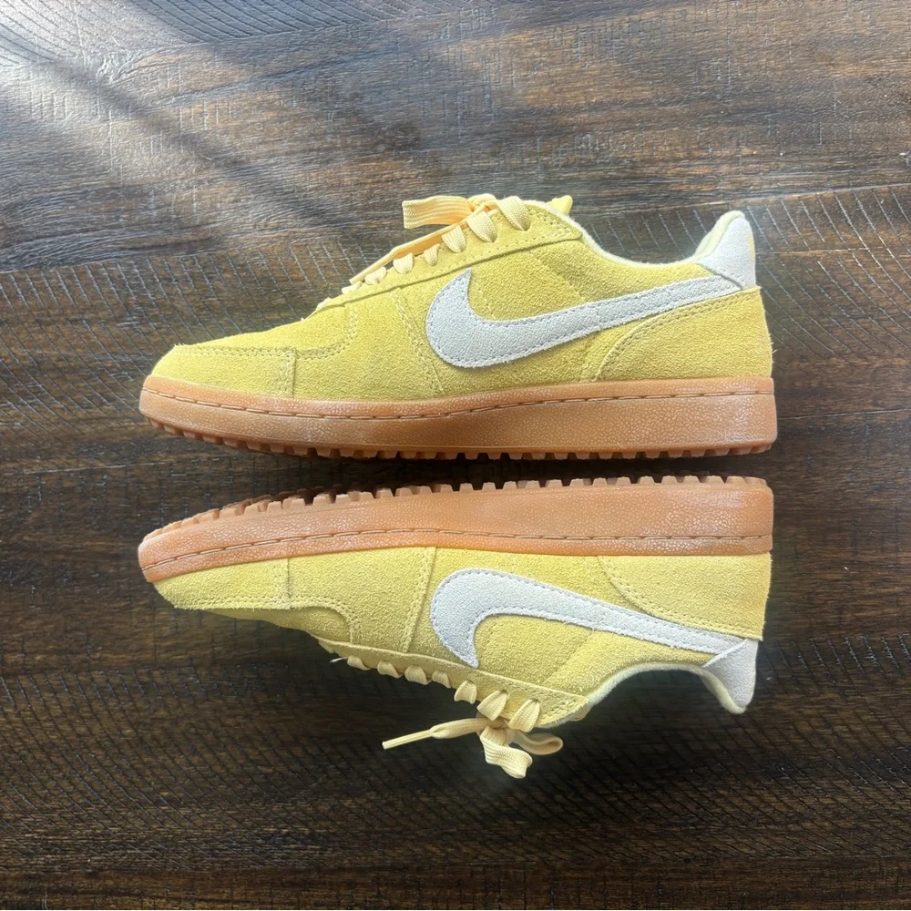nike pale yellow field general sneakers size 7.5 - Picture 2 of 4